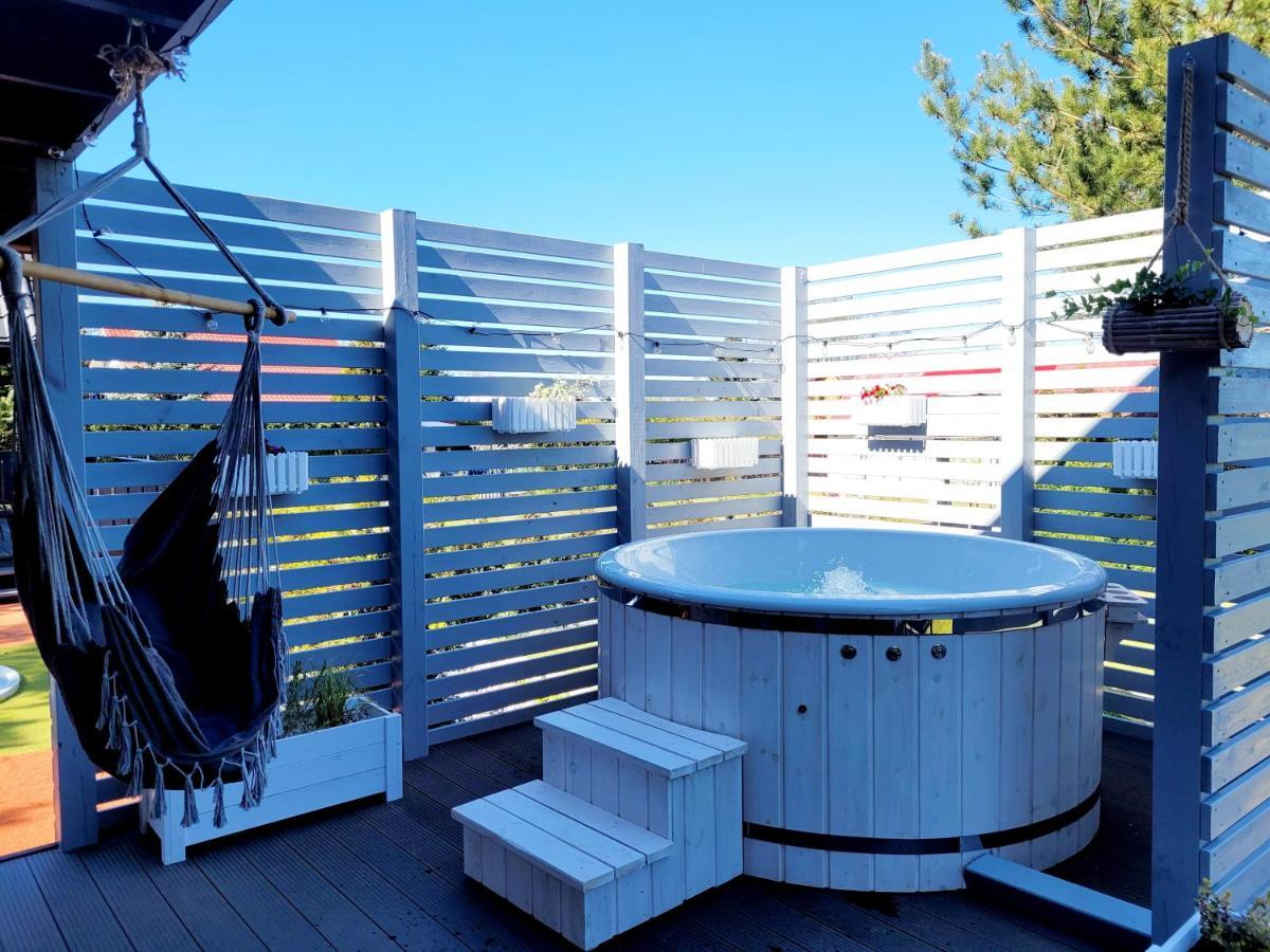 Caloroczny Domek W Nadolu Z Jacuzzi Na Tarasie Nadole  Exteriör bild