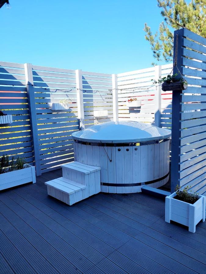 Caloroczny Domek W Nadolu Z Jacuzzi Na Tarasie Nadole  Exteriör bild