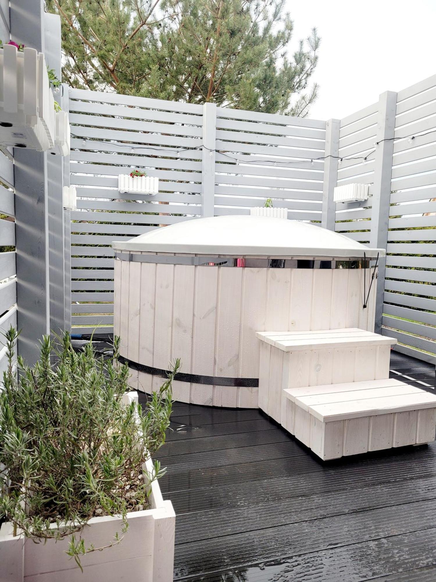 Caloroczny Domek W Nadolu Z Jacuzzi Na Tarasie Nadole  Exteriör bild